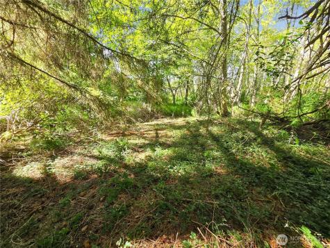 4985 Bakerview Road Oak Harbor WA 98277