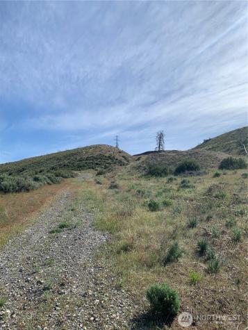 114 Crumbacher Road Tonasket WA 98855