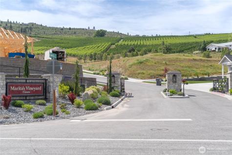 115 Loretta Lane Chelan WA 98816