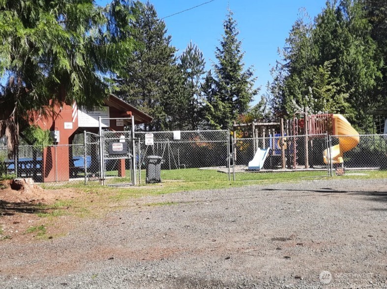 5011 E Rasor Road Belfair WA 98528