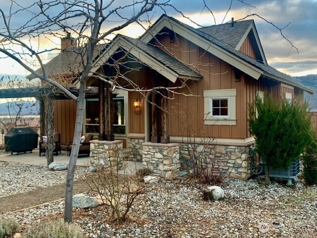 114 Village Way Oroville WA 98844