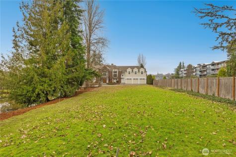 2540 39th Avenue E Seattle WA 98112