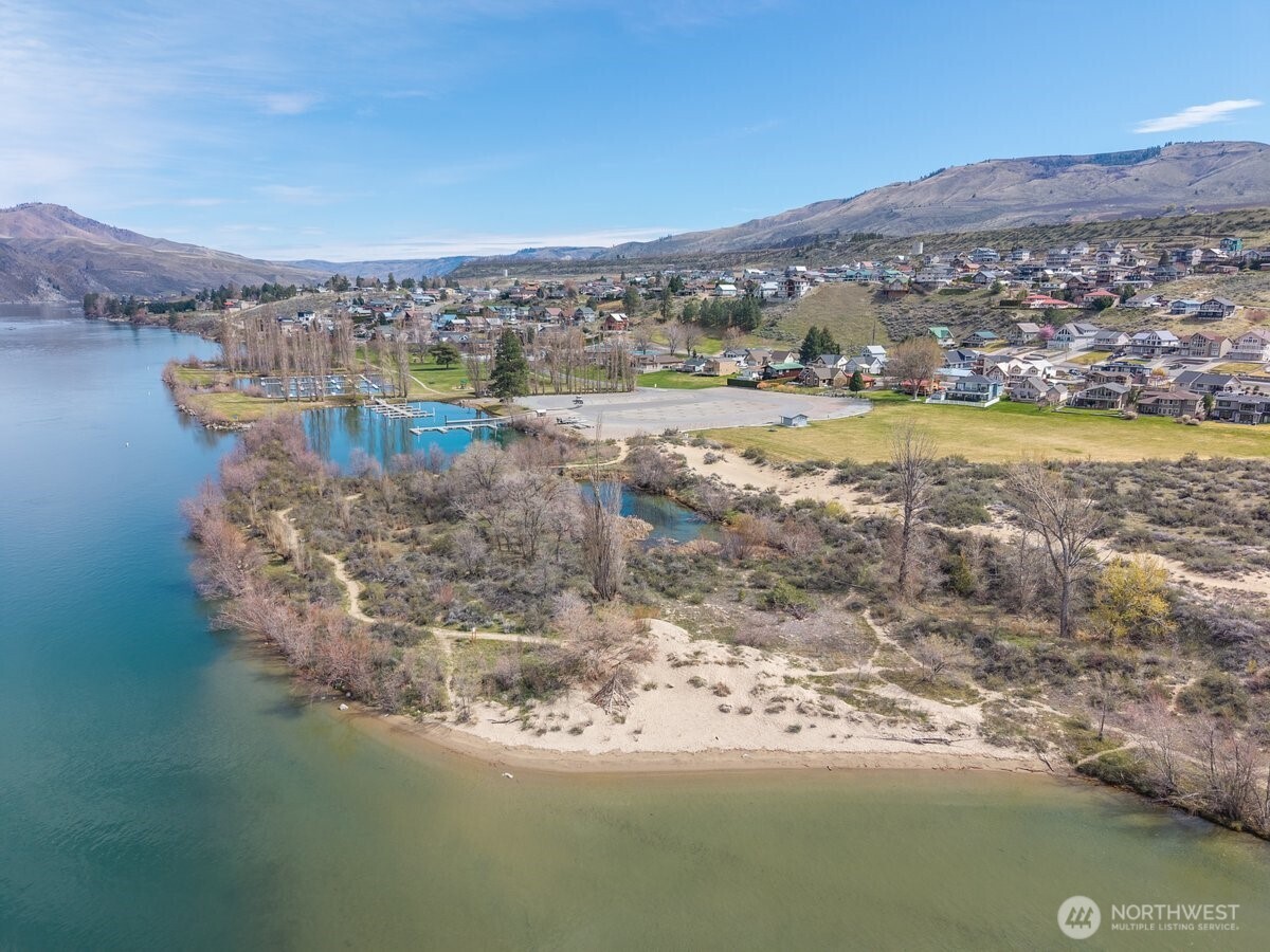 460 Lakefront Drive Orondo WA 98843