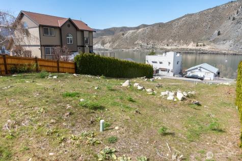 460 Lakefront Drive Orondo WA 98843