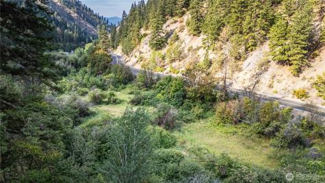 8979 Olalla Canyon Road Cashmere WA 98815