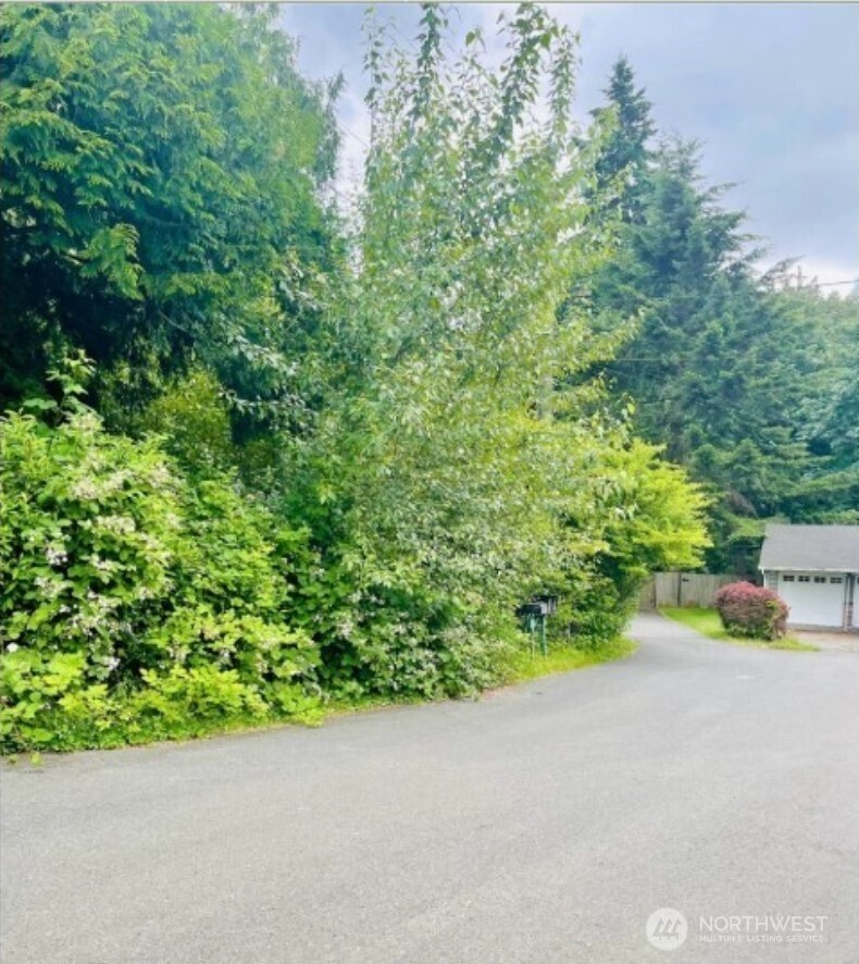 21031 33rd Place W Lynnwood WA 98036