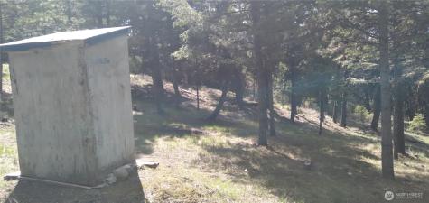 51 Trap Line Loop Road Oroville WA 98844