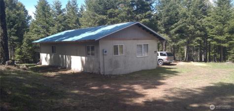 51 Trap Line Loop Road Oroville WA 98844