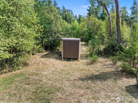 623 208th Avenue NW Lakebay WA 98349