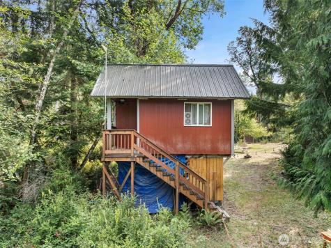 623 208th Avenue NW Lakebay WA 98349