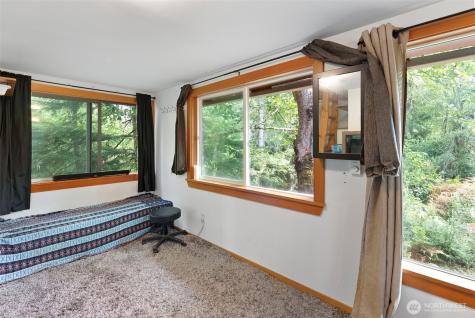 623 208th Avenue NW Lakebay WA 98349