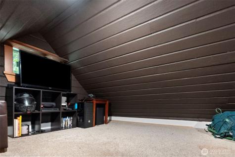 623 208th Avenue NW Lakebay WA 98349