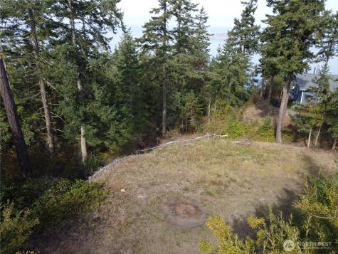 570 North Street Sequim WA 98382