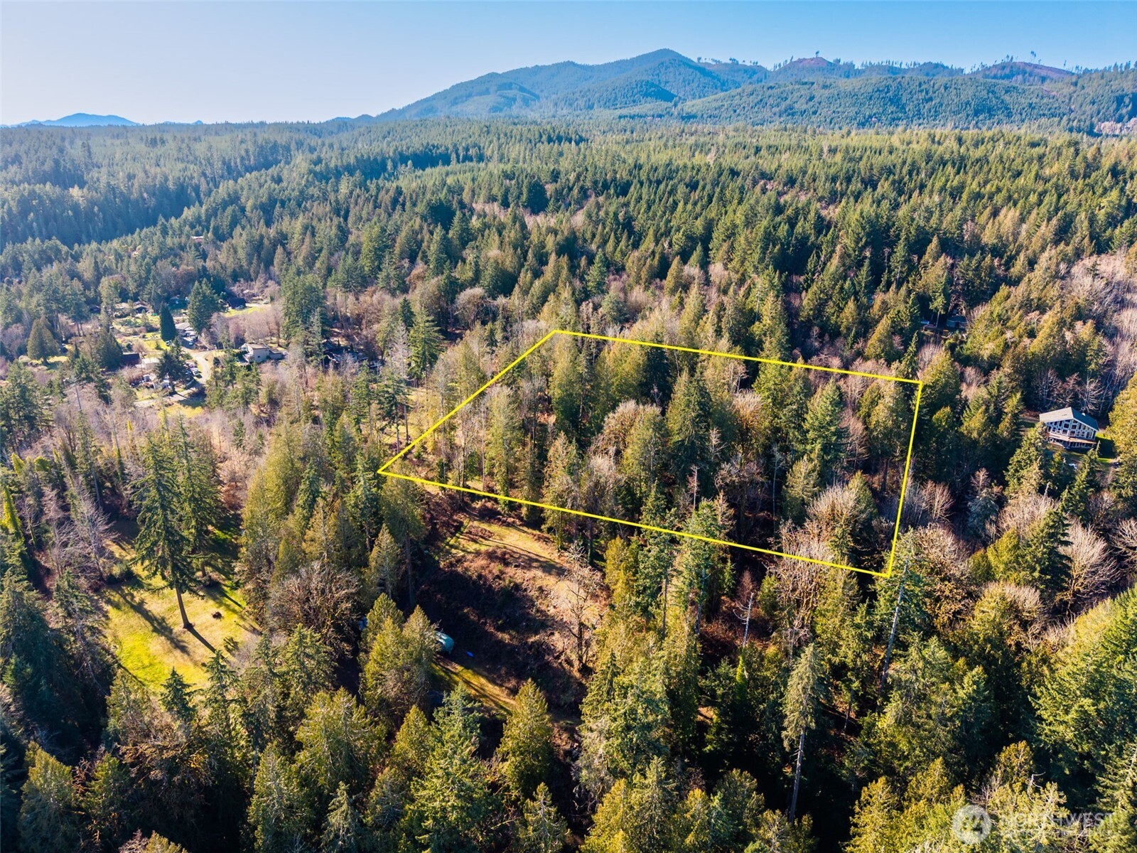 456 N Highway 101 Hoodsport WA 98548
