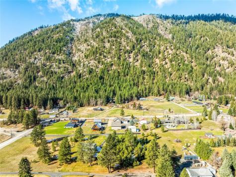 7754 E Leavenworth Road Leavenworth WA 98826