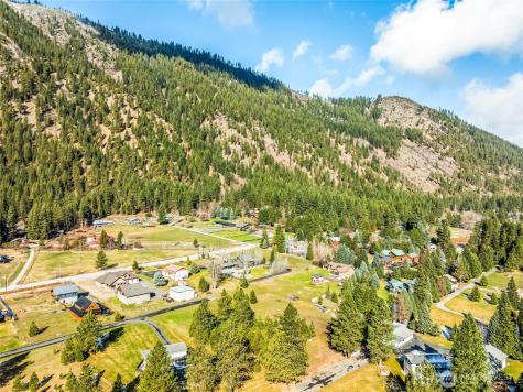 7754 E Leavenworth Road Leavenworth WA 98826