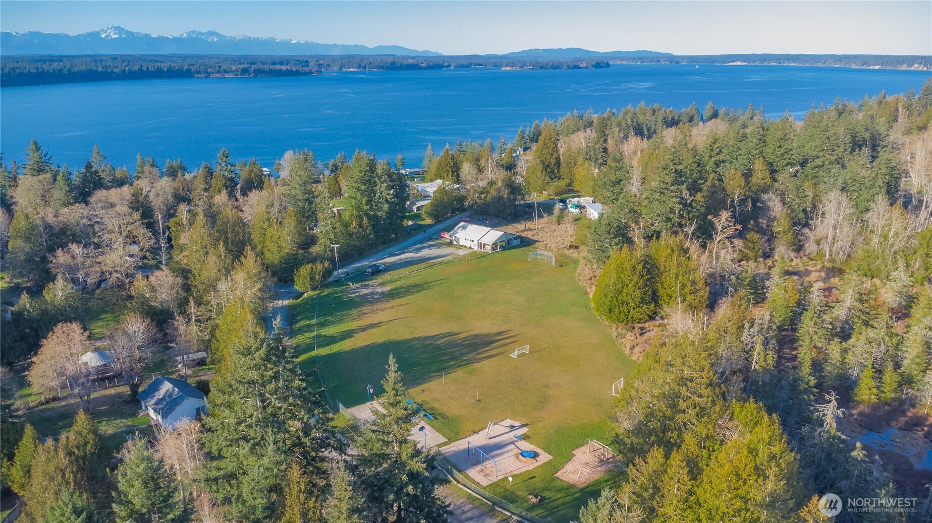 826 E Herron Blvd NW Lakebay WA 98349