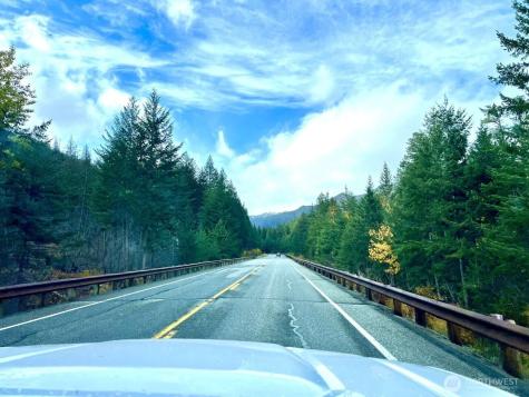 35 Emerson Road Mazama WA 98833