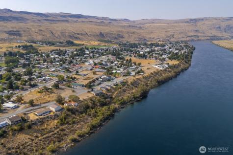 1921 Columbia Boulevard Bridgeport WA 98813