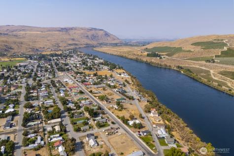 1921 Columbia Boulevard Bridgeport WA 98813