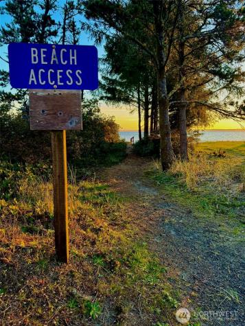 733 Peninsula Court Ocean Shores WA 98569