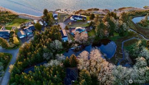 733 Peninsula Court Ocean Shores WA 98569