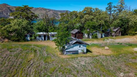 45 Thorndike Loop Road Oroville WA 98844