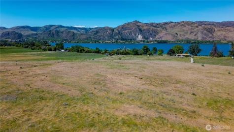 45 Thorndike Loop Road Oroville WA 98844