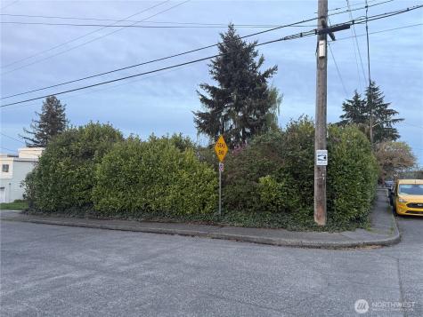 3722 20th Avenue SW Seattle WA 98106