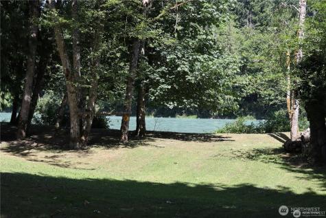 41707 North Shore Lane Concrete WA 98237