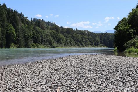 41707 North Shore Lane Concrete WA 98237