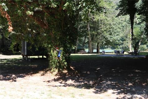 41707 North Shore Lane Concrete WA 98237