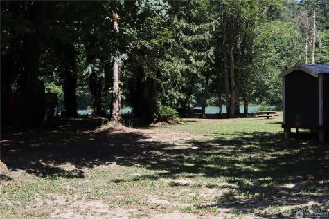 41707 North Shore Lane Concrete WA 98237