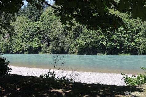 41707 North Shore Lane Concrete WA 98237