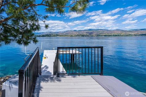 4620 South Lakeshore Road Chelan WA 98816
