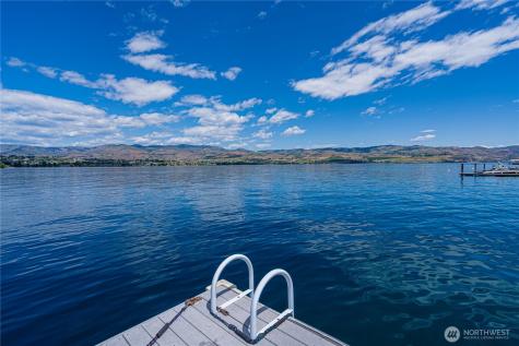 4620 South Lakeshore Road Chelan WA 98816