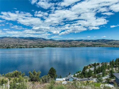 4620 South Lakeshore Road Chelan WA 98816
