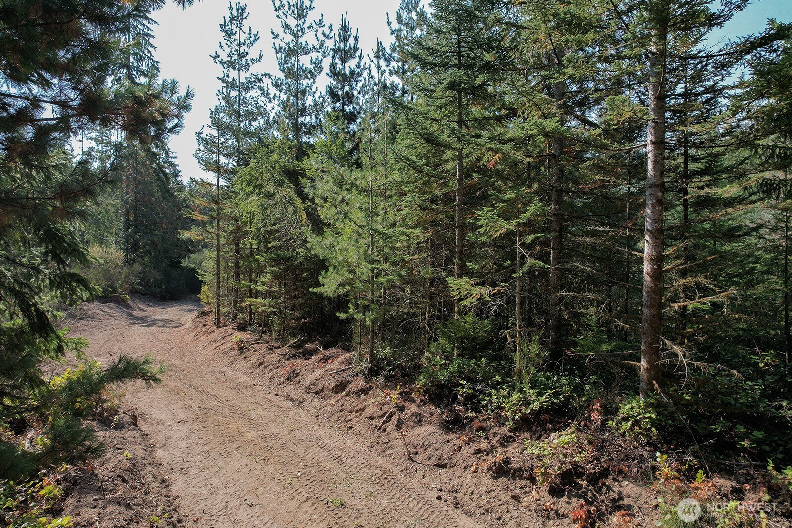 3 Holly Road NW Bremerton WA 98312