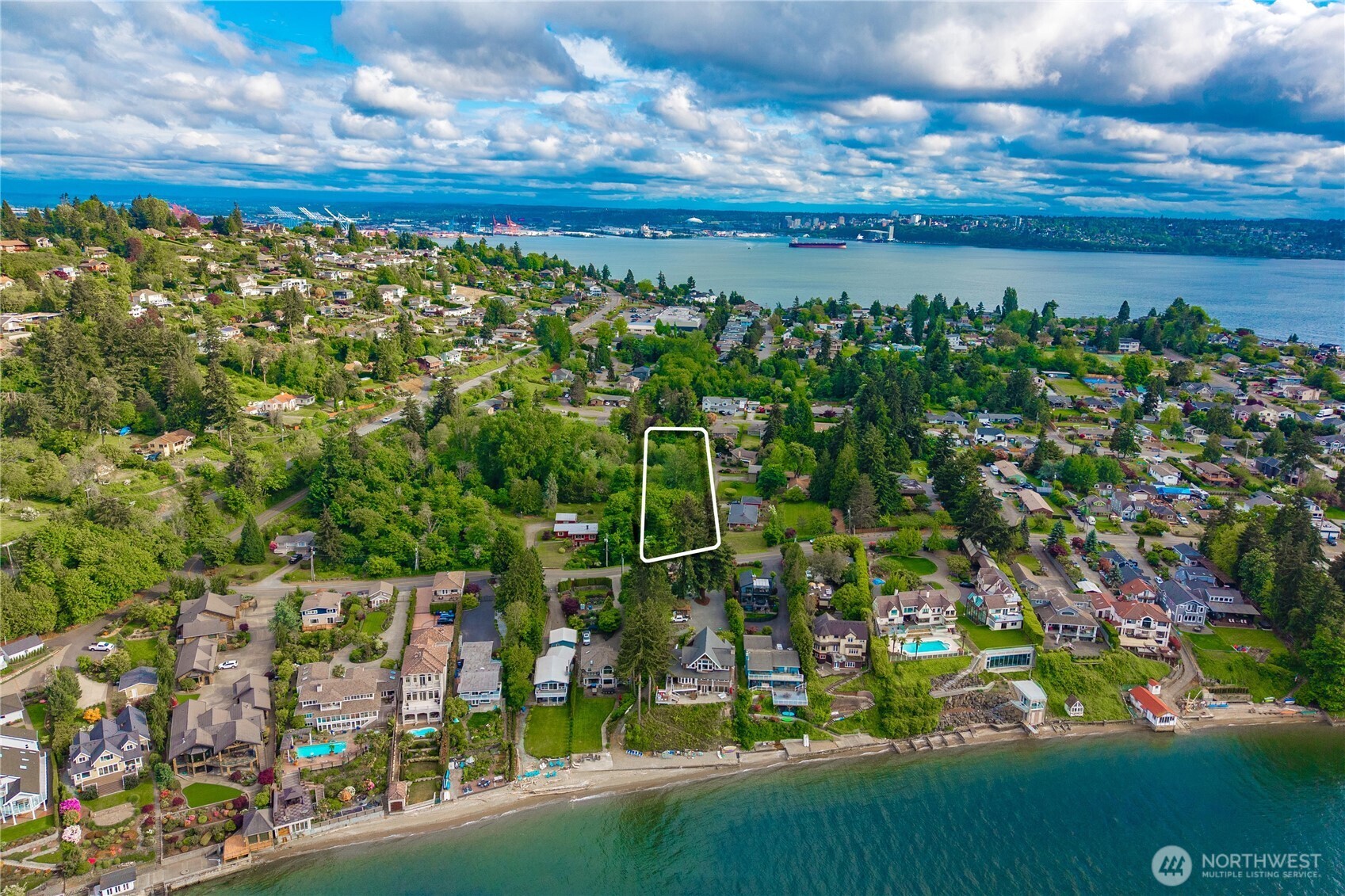 5445 Hyada Boulevard NE Tacoma WA 98422