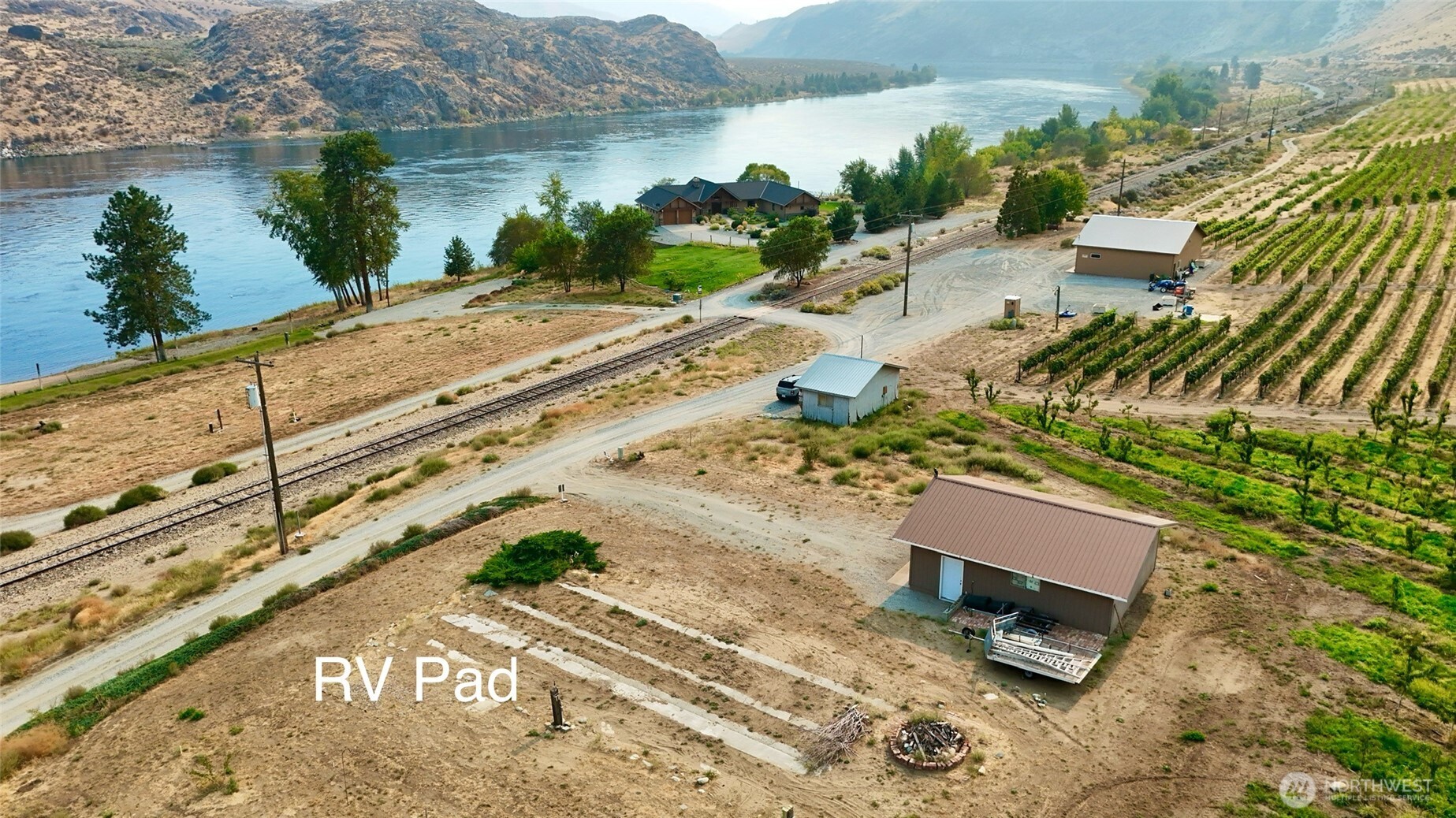 27375 Us Highway 97 Chelan WA 98816