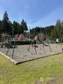 61 E Woods Place Belfair WA 98528