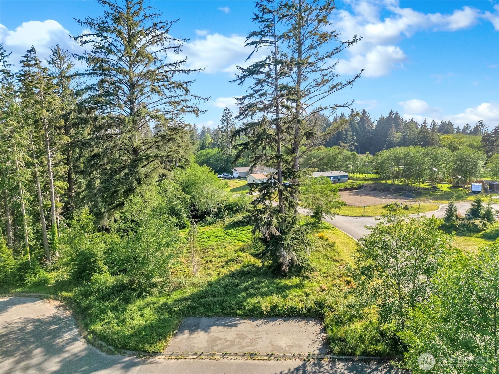 10 Sunrise Lane South Bend WA 98586