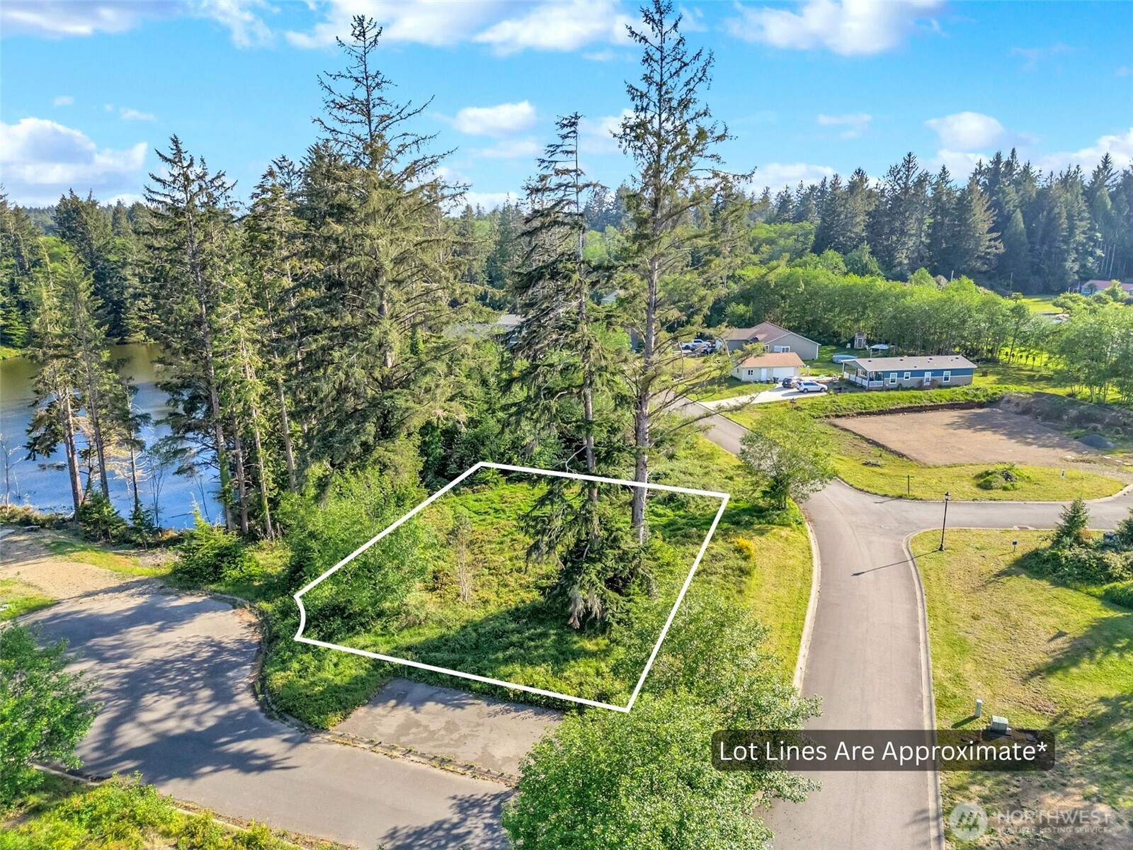 10 Sunrise Lane South Bend WA 98586