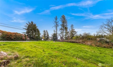 427 SE Ely Street Oak Harbor WA 98277