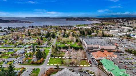 427 SE Ely Street Oak Harbor WA 98277