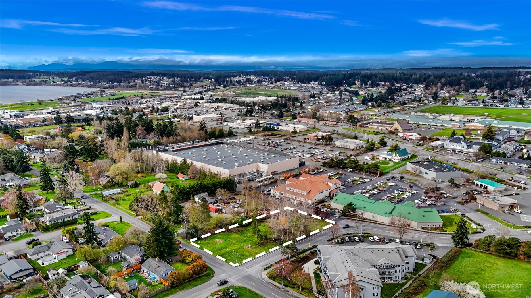427 SE Ely Street Oak Harbor WA 98277