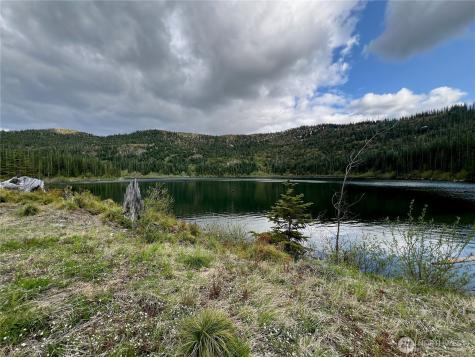 0 Spirit Lake Highway Skamania WA 98648