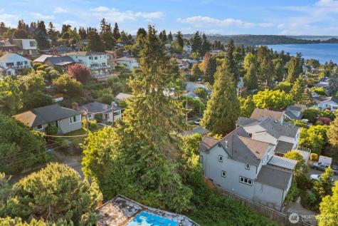 10428 66th Avenue S Seattle WA 98178