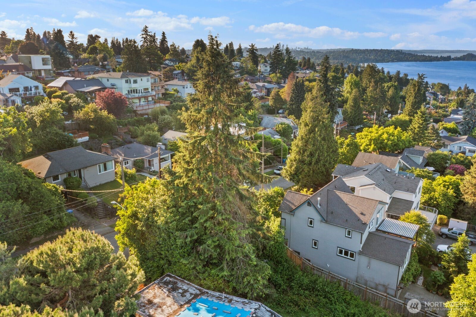 10428 66th Avenue S Seattle WA 98178
