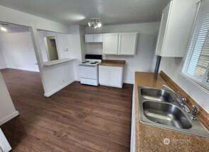 12524 Addison Street SW Lakewood WA 98499